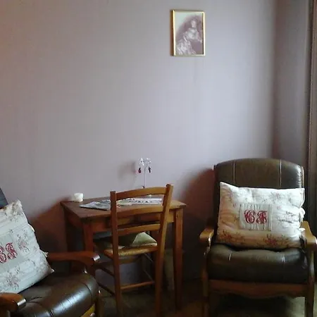 La Freneraie Pensión 3*